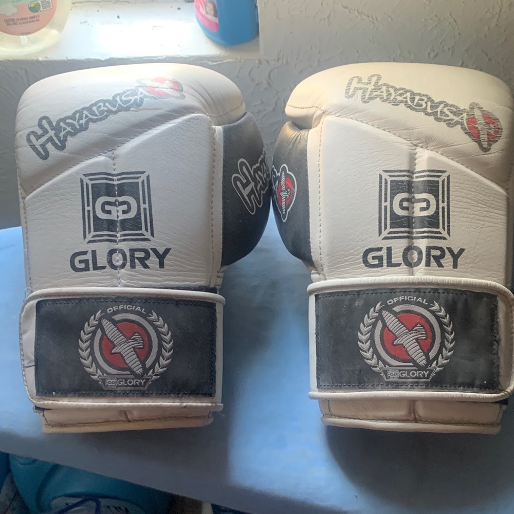 Hayabusa 12oz boxing gloves, official GD glory